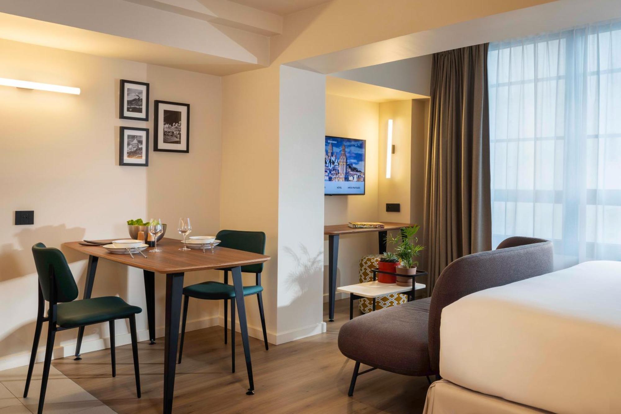 Yuna Montmartre - Appart hôtel 4*