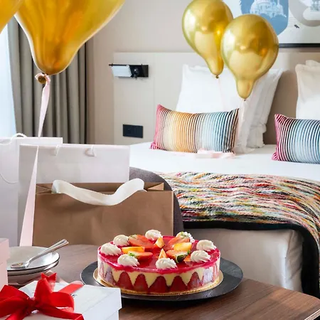 Yuna Montmartre - Aparthotel Parigi Esterno foto